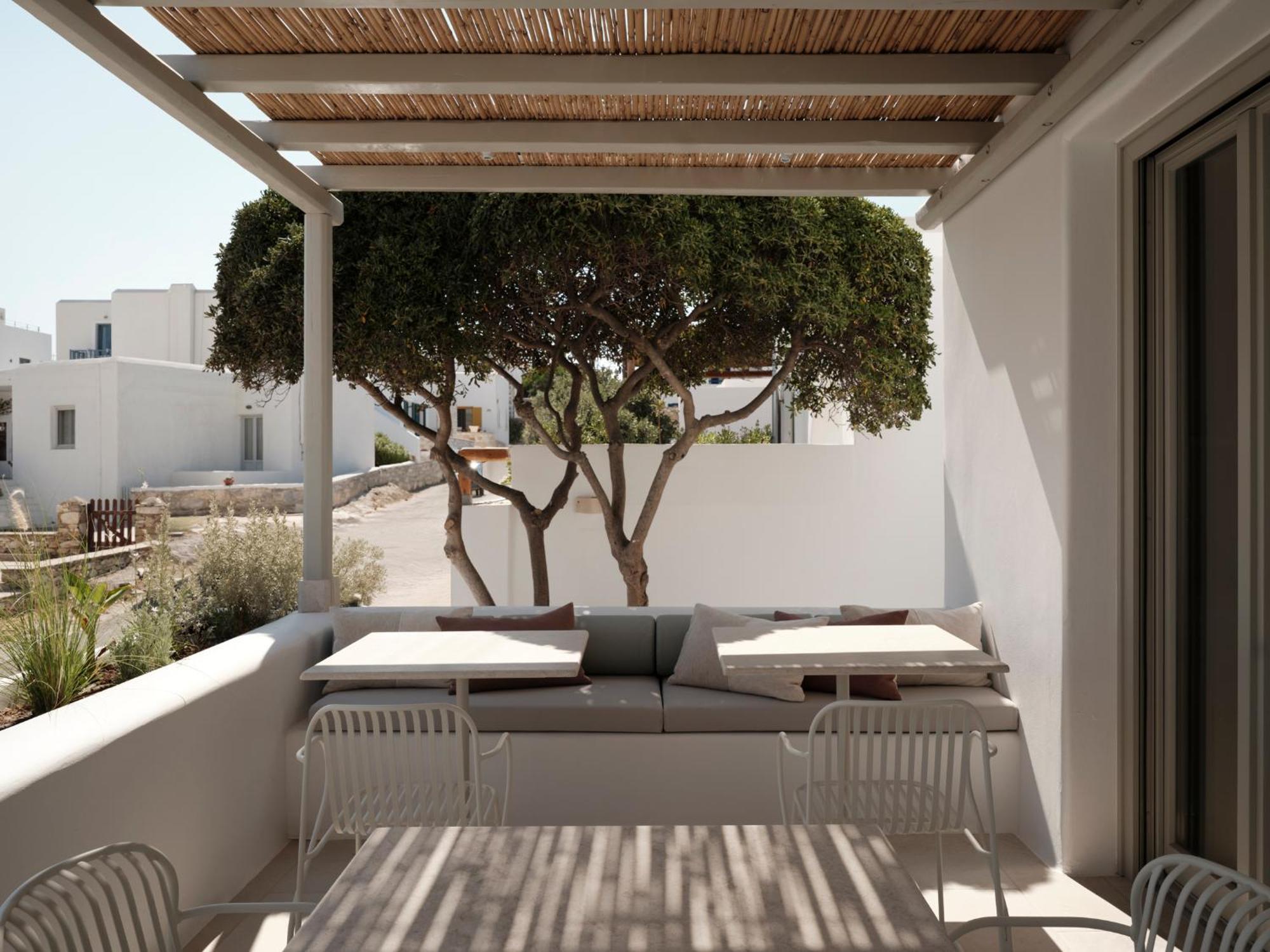 Akria Seaside Suites Nausa Exteriér fotografie
