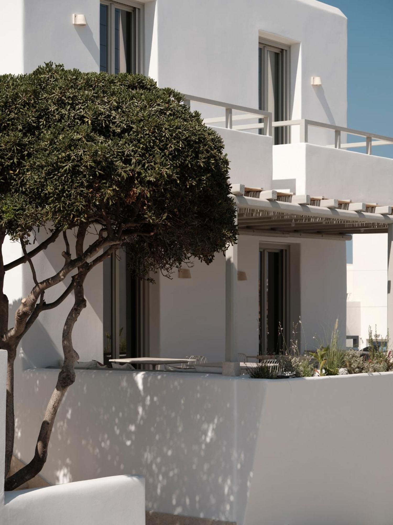 Akria Seaside Suites Nausa Exteriér fotografie