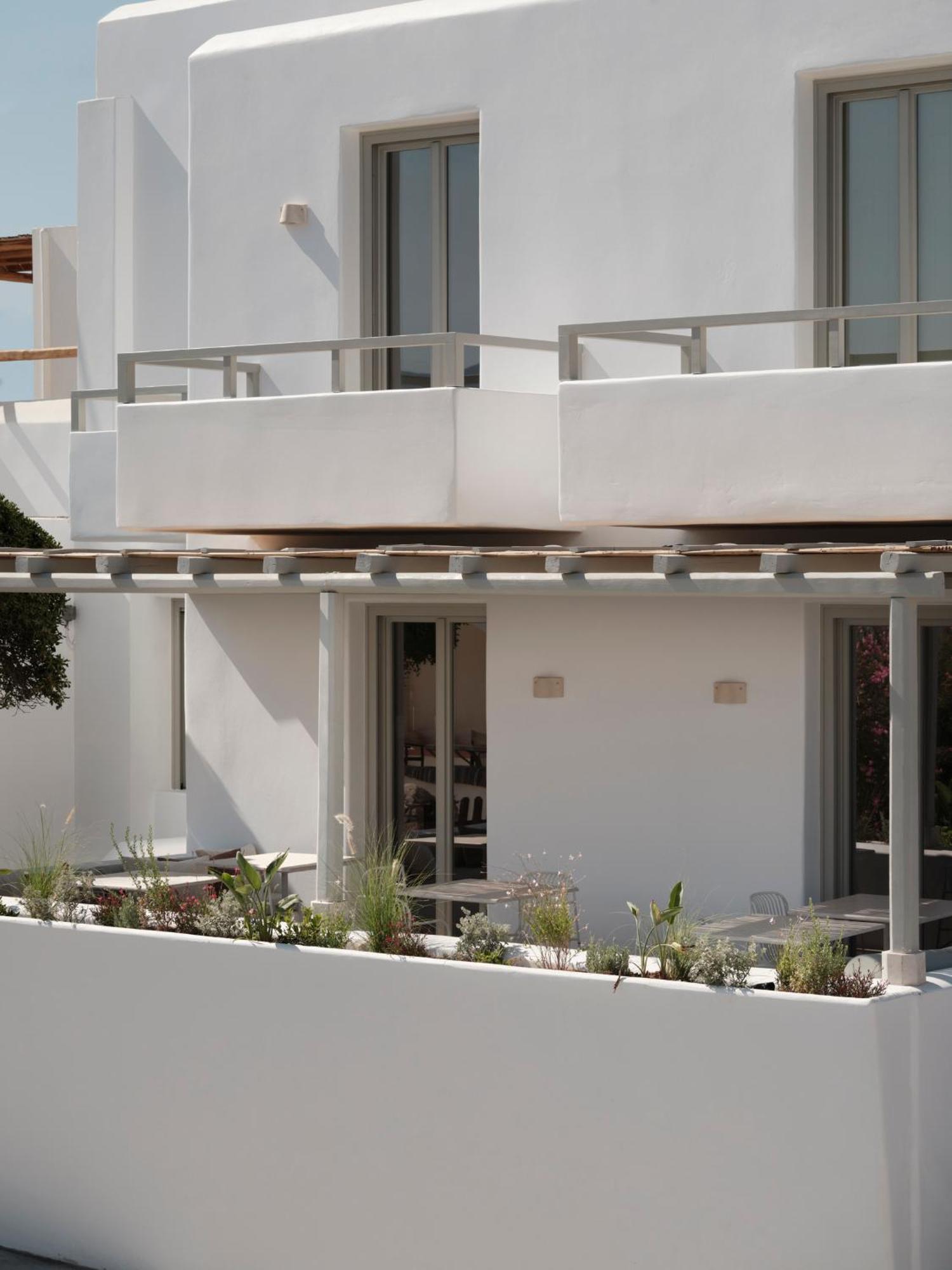 Akria Seaside Suites Nausa Exteriér fotografie