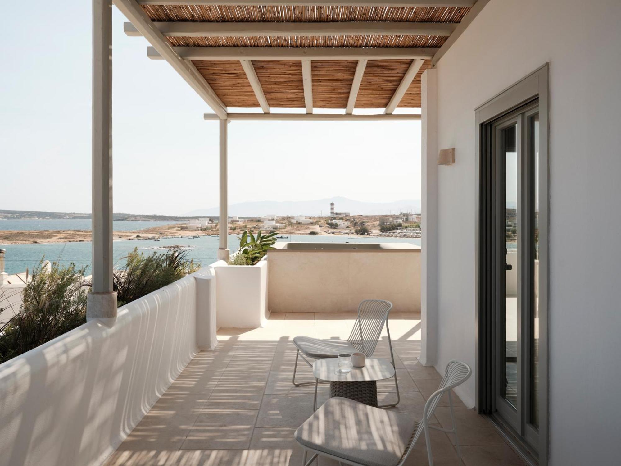 Akria Seaside Suites Nausa Exteriér fotografie