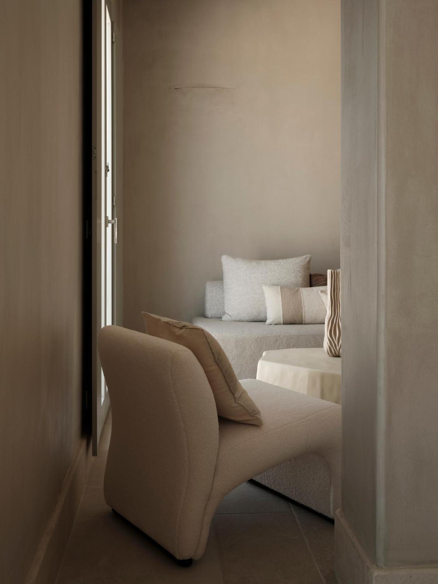 Akria Seaside Suites Nausa Exteriér fotografie